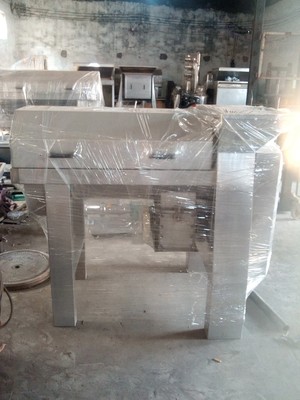 除梗破碎 压榨设备 打包发货2.jpg